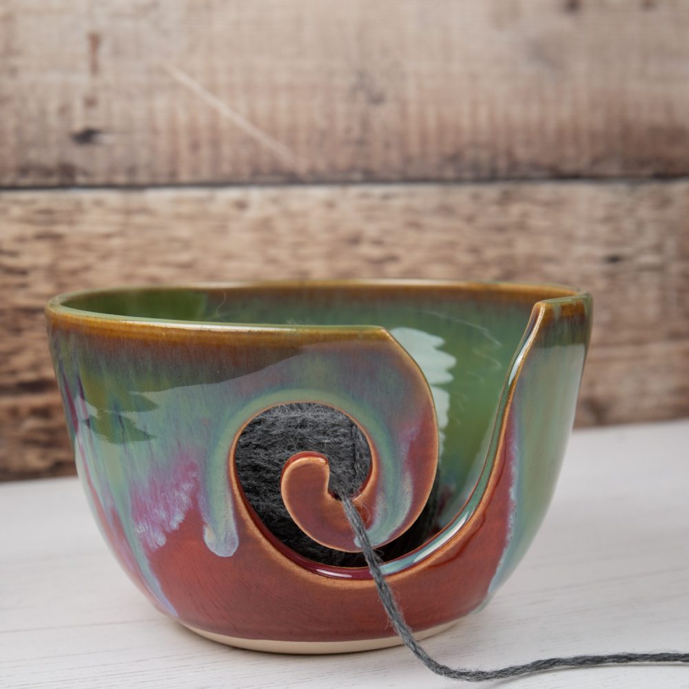 Yarn Bowl – Deep Pink and Aqua